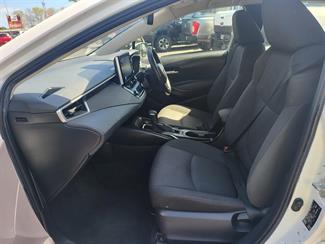 2020 Toyota Corolla - Thumbnail