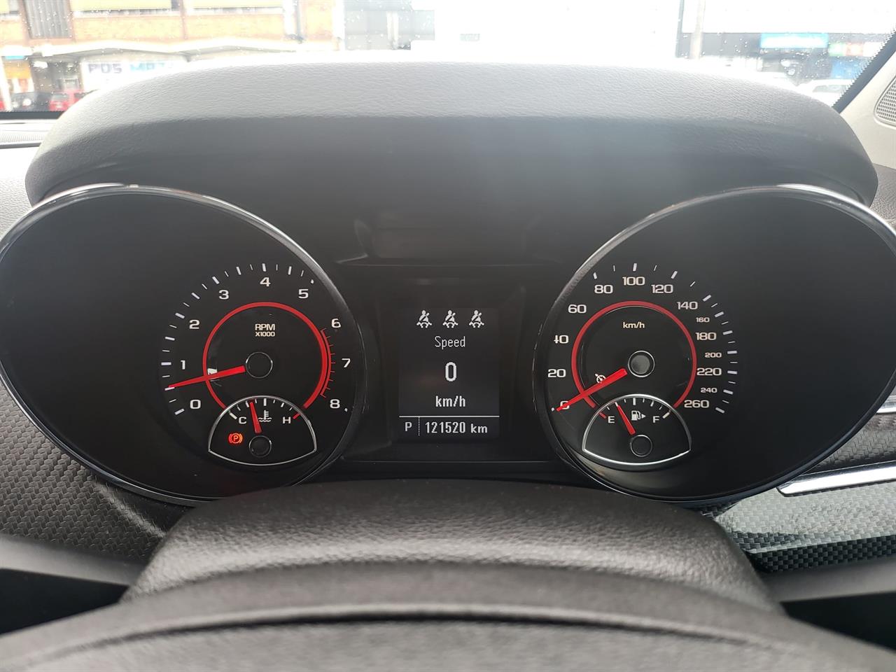 2015 Holden COMMODORE