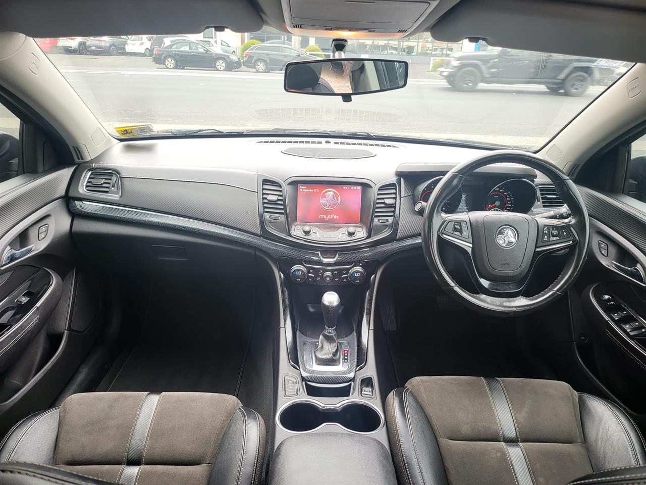 2015 Holden COMMODORE