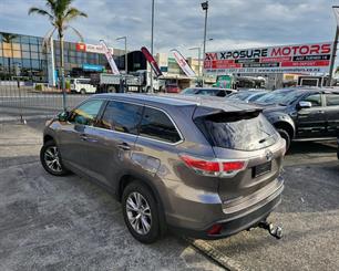 2016 Toyota Highlander - Thumbnail