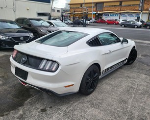 2018 Ford Mustang 2.3L FASTBACK - Thumbnail