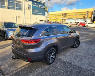 2018 Toyota Highlander - Thumbnail