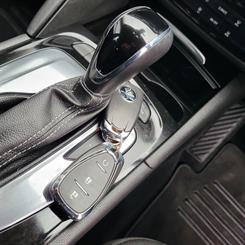 2019 Holden COMMODORE - Thumbnail