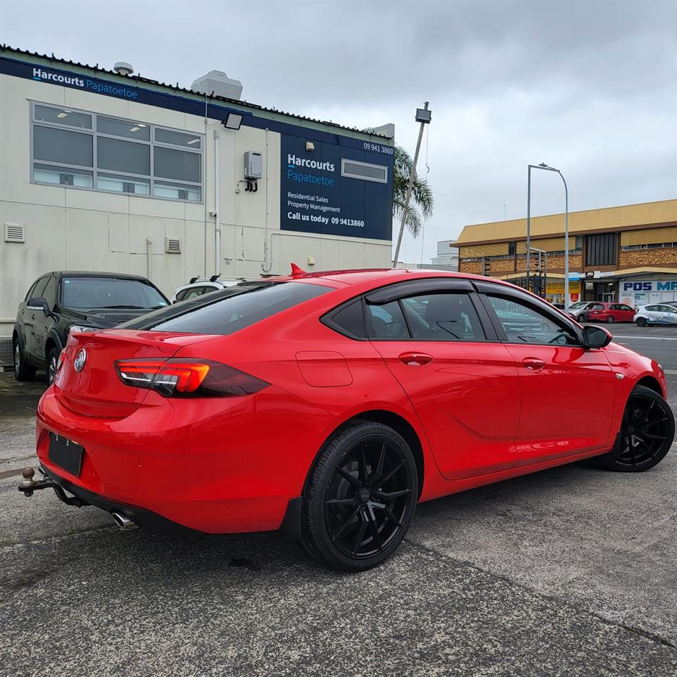 2019 Holden COMMODORE
