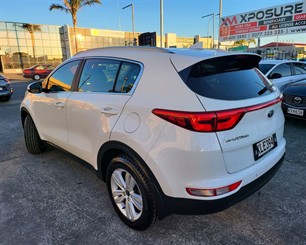 2017 Kia Sportage - Thumbnail