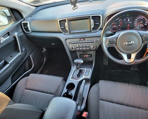 2017 Kia Sportage - Thumbnail