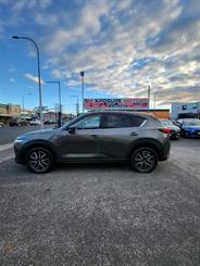 2017 Mazda CX-5 - Thumbnail