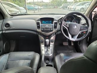 2013 Holden Cruze - Thumbnail