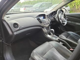2013 Holden Cruze - Thumbnail