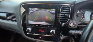 2022 Mitsubishi Outlander - Thumbnail