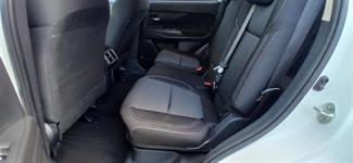 2022 Mitsubishi Outlander - Thumbnail