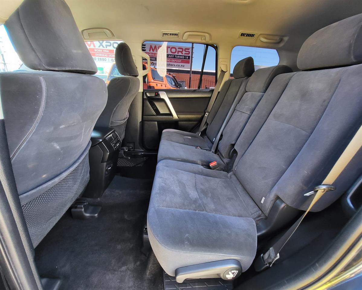 2016 Toyota LANDCRUISER