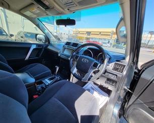 2016 Toyota LANDCRUISER - Thumbnail