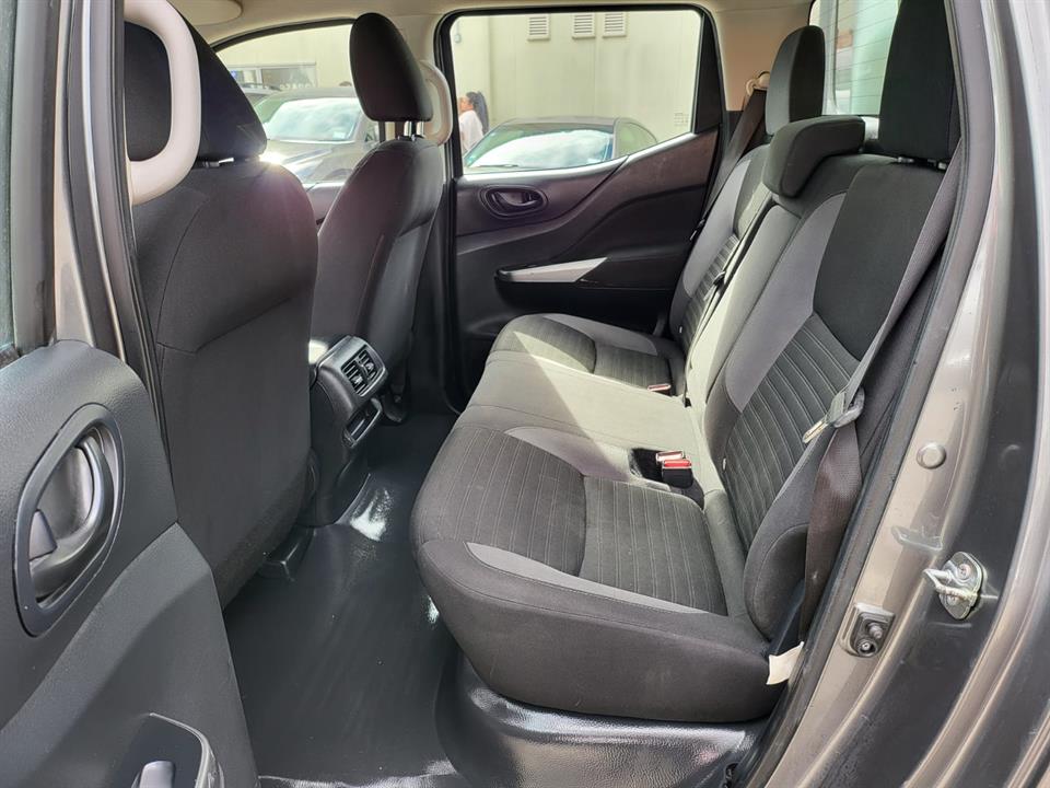 2021 Nissan Navara