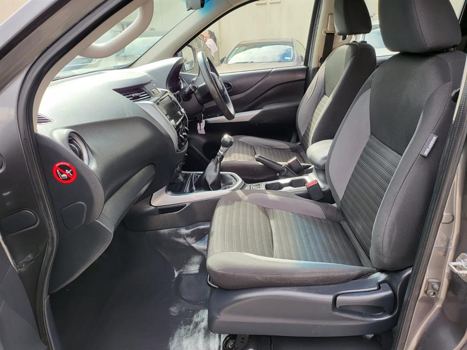 2021 Nissan Navara