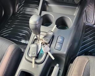 2020 Toyota Hilux - Thumbnail