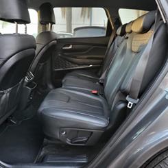 2019 Hyundai Santa Fe - Thumbnail