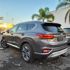 2019 Hyundai Santa Fe - Thumbnail