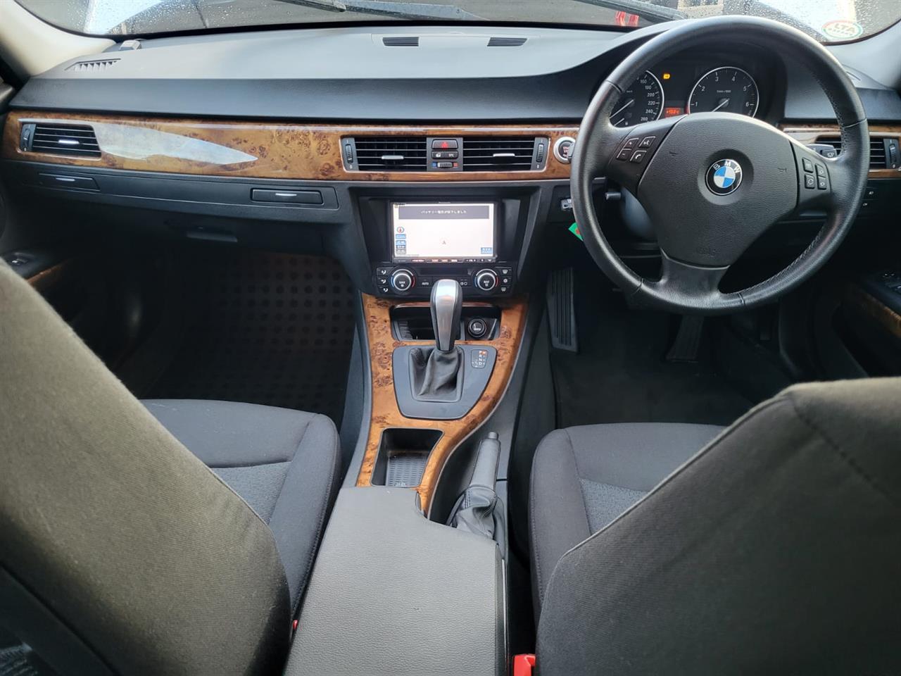 2009 BMW 320i