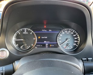 2021 Nissan Navara - Thumbnail