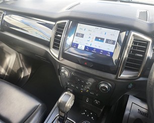 2022 Ford Everest - Thumbnail