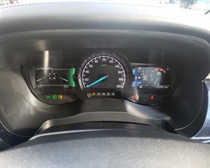 2022 Ford Everest - Thumbnail