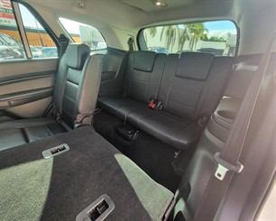 2022 Ford Everest - Thumbnail