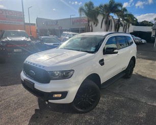 2022 Ford Everest - Thumbnail