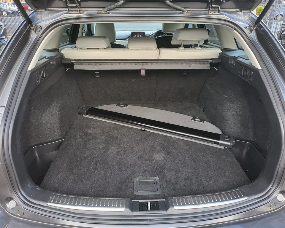 2017 Mazda Atenza