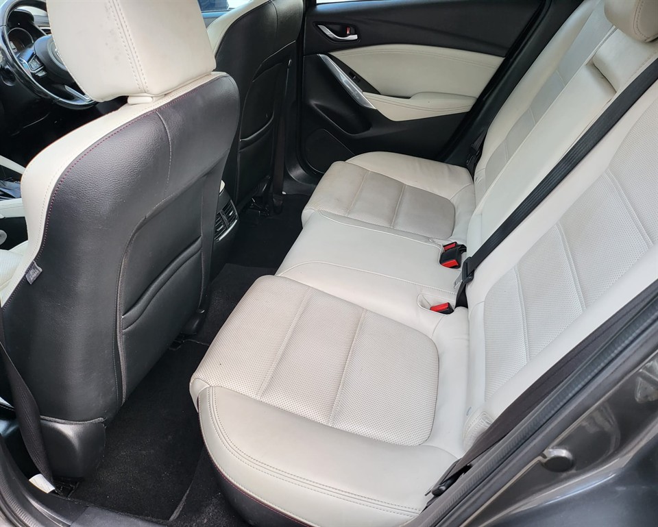 2017 Mazda Atenza