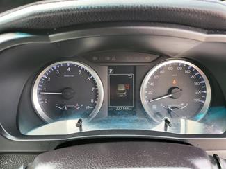 2017 Toyota Highlander - Thumbnail