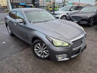 2015 Nissan Fuga - Thumbnail