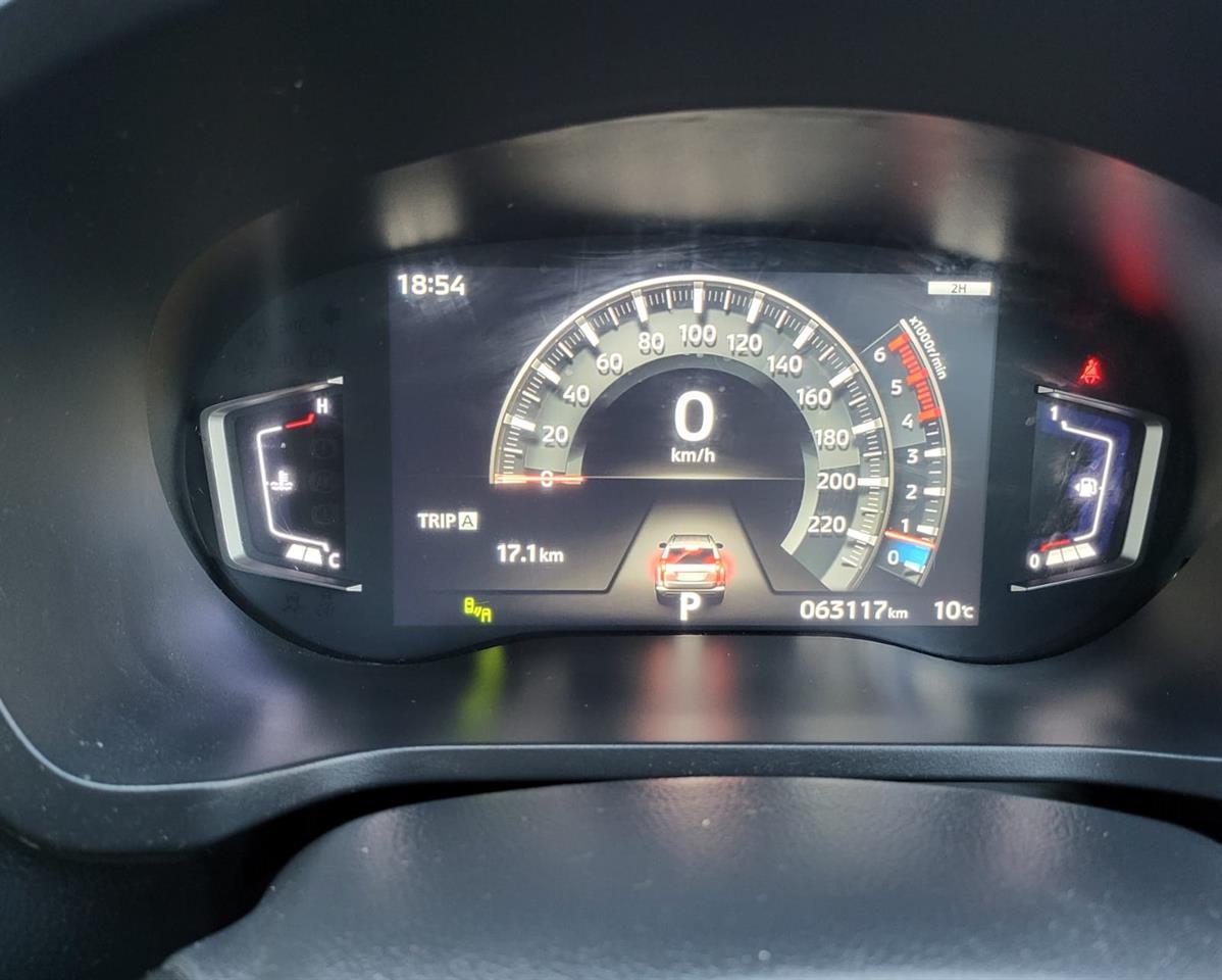 2022 Mitsubishi Pajero