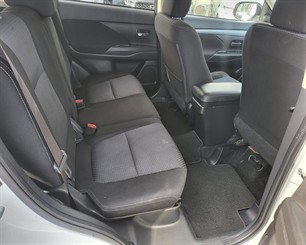 2018 Mitsubishi Outlander - Thumbnail