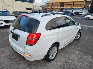 2018 Holden Captiva - Thumbnail