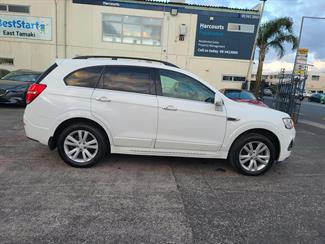 2018 Holden Captiva - Thumbnail