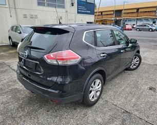 2016 Nissan X-TRAIL - Thumbnail